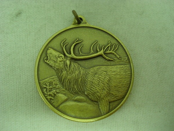 Jagdmedaille Hirsch-bronze - 40 mm, Ring und Öse