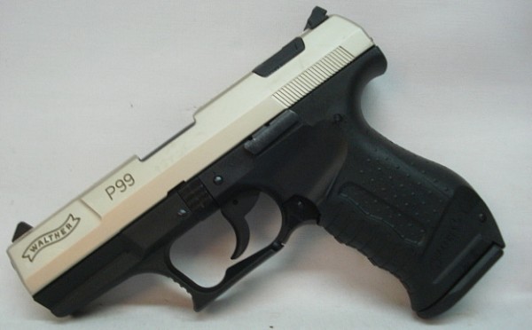 P99 Kal.9mm P.A.K. - bicolor